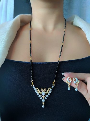 Artistic Peacock Gold Pendant