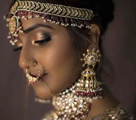 white red Kundan jhumka